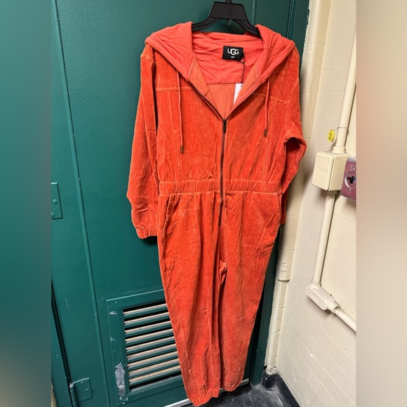 NWT UGG Delores jumpsuit Orange size Large - Picture 16 of 16